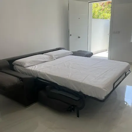 Amir 게스트하우스 3*