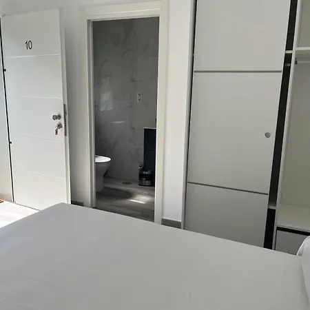 Amir Pensionat 3*