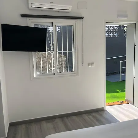 בית הארחה Amir פואנגירולה