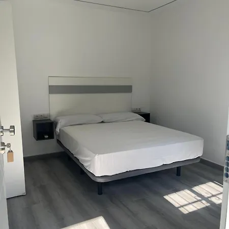 Amir פואנגירולה