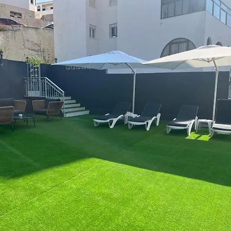 Amir フエンヒロラ